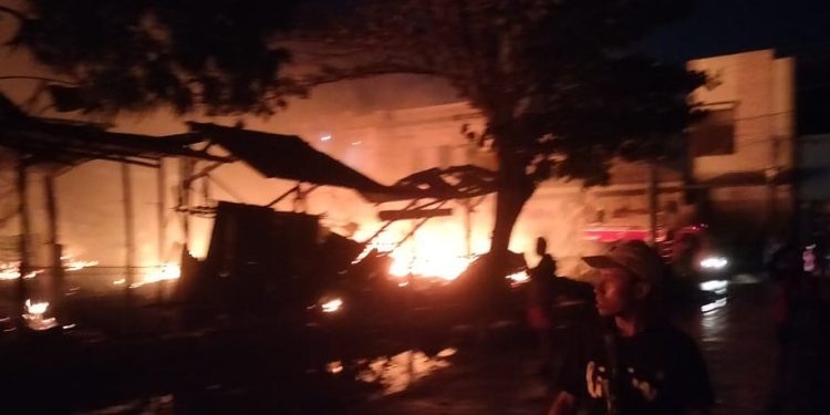 Ratusan Kios Baju di Pemalang Ludes Terbakar, Kerugian Capai Milyaran Rupiah