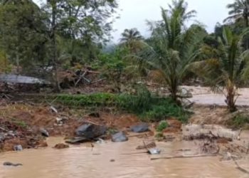 Abrasi Sungai Batang Talu Kian Menggila, Warga Terancam Banjir Bandang dan Jalan Putus