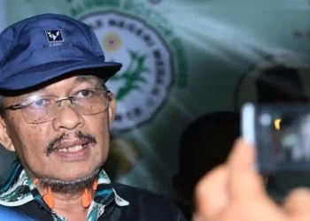 HP Dibalik Jeruji, Ilyas Sitorus Mantan Kadiskominfo Sumut “Dibuang” ke Nusakambangan