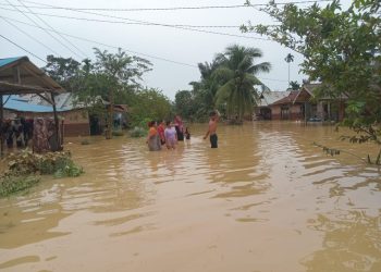 Langkat Dikepungan Banjir, Ampi Mendesak Jalan Pintas, Dana Desa untuk Perahu Karet dan Logistik