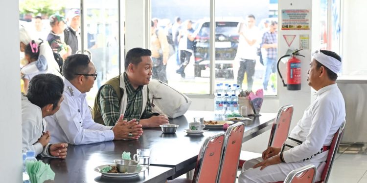 Janji Kang Dedi, 10 Rumah untuk Korban Banjir Bandang Humbahas