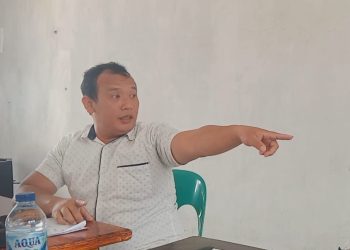 Didatangi Wartawan soal Dana BOS, Kepala SMAN 1 Idanotae Nias Selatan Bersikap Defensif