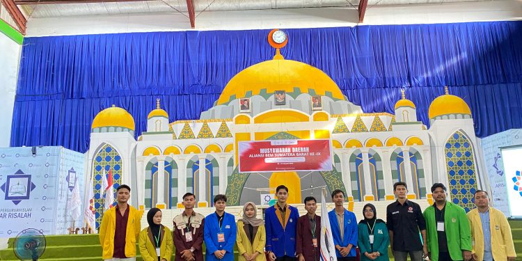 Amanah Perjuangan Mahasiswa: DEMA IAI YAPTIP Khadijah Ismail Pimpin Korda II Aliansi BEM Sumbar