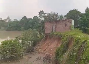 Derita yang Dianggap Rutin, Tanggul Jebol, Jalan Nyaris Putus, Warga Batang Serangan Menunggu Negara Hadir