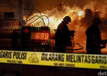 Korban Tewas Bom Bunuh Diri di Masjid Pakistan Jadi 31 Orang, 131 Terluka