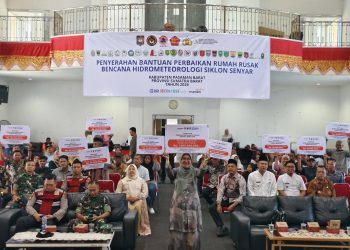 Pemerintah Salurkan Rp1,005 Miliar Bantuan Stimulan Tahap I untuk Korban Siklon Senyar di Pasaman Barat