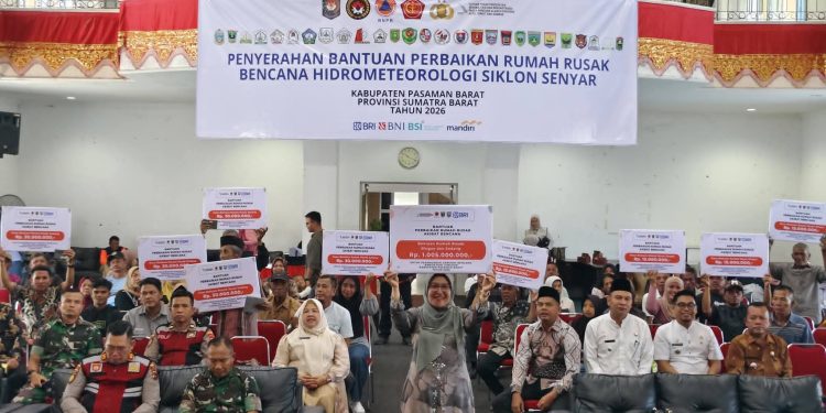 Pemerintah Salurkan Rp1,005 Miliar Bantuan Stimulan Tahap I untuk Korban Siklon Senyar di Pasaman Barat