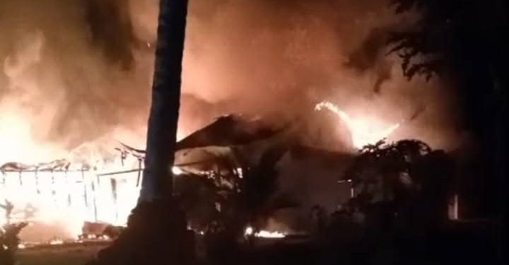 Kebakaran Hebat di Pasaman Barat, Rumah Milik Lansia 72 Tahun Ludes, Kerugian Tembus Rp550 Juta