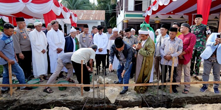 Groundbreaking Pembangunan Rumah Tahfiz Sugiat Santoso, TGB untuk Bangun Peradaban