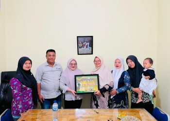 Yayasan Al Farizd Serahkan Penghargaan untuk Korporasi Peduli Pendidikan Pasca Banjir 2025
