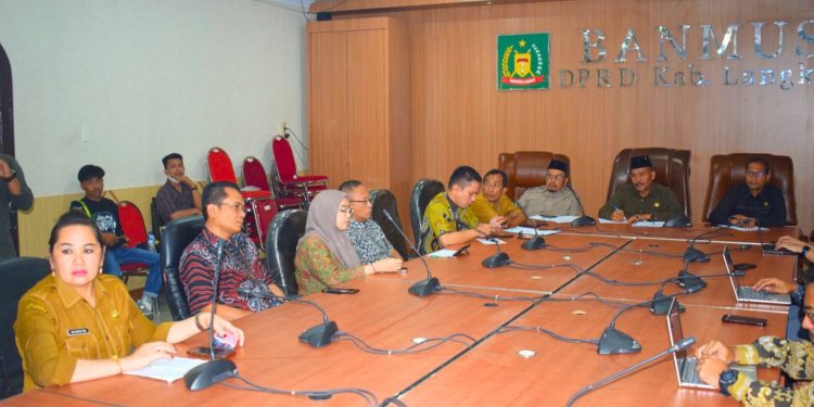 Komisi III DPRD Langkat Bongkar Dugaan “Agunan Siluman” KUR di BRI Unit Kuala, OJK dan LPS Turun Meja