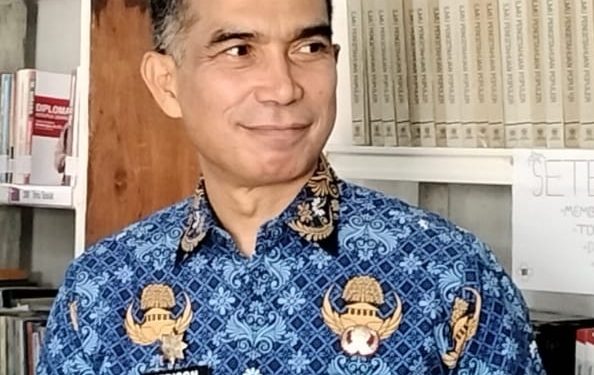 Viral Vidio Mesra 57 Detik Dibalik Meja Birokrasi, Oknum ASN Pemkab Solok Terancam “Disiplin Berat”