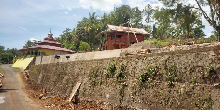 Pembangunan TPA di Dusun Salu Salu Desa Dwitiro Bulukumba Berlangsung, Meneguhkan Cahaya Pendidikan Qurani