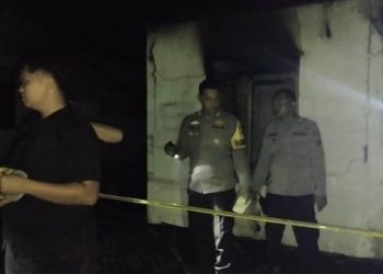 Anak Bakar Rumah Ibu Kandung di Nias Utara, Hunus Parang dan Tantang Warga