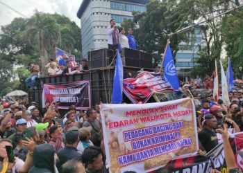 Walkot Medan Rico Waas ‘Urusi Daging Babi’ Begal dan Banjir Diabaikan