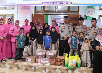 Kapolres Pasaman Barat Berbagi Kebahagiaan Ramadan Bersama Anak Yatim di Yayasan Bunda Berbagi