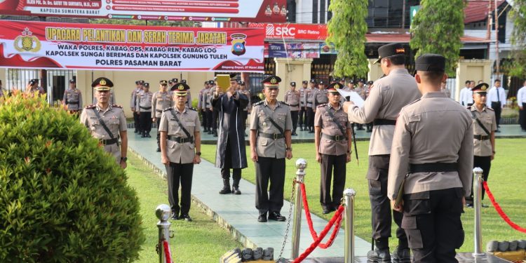 Kapolres Pasaman Barat Lantik Pejabat Baru, Tekankan Inovasi Pelayanan ke Masyarakat