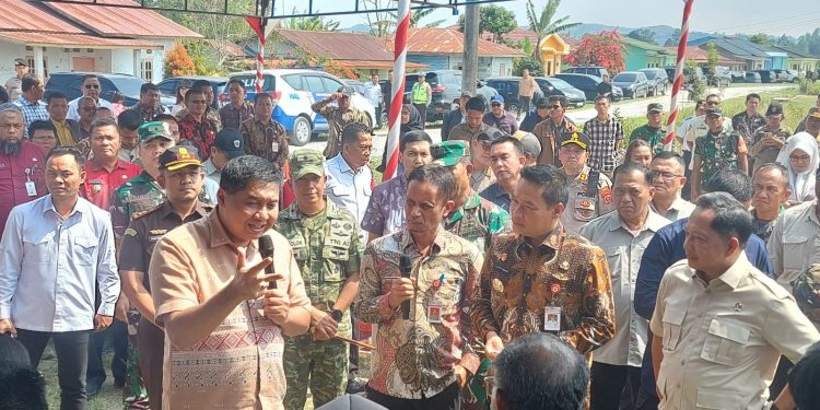 Transparansi atau Skandal “Bang Ara” Pasang Alarm Keras Diproyek Bedah Rumah Humbahas