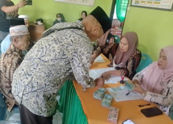 Insentif Kader Desa Bulolohe Akhirnya Dibayarkan, Dana Rp33 Juta Dikembalikan Keluarga Bendahara