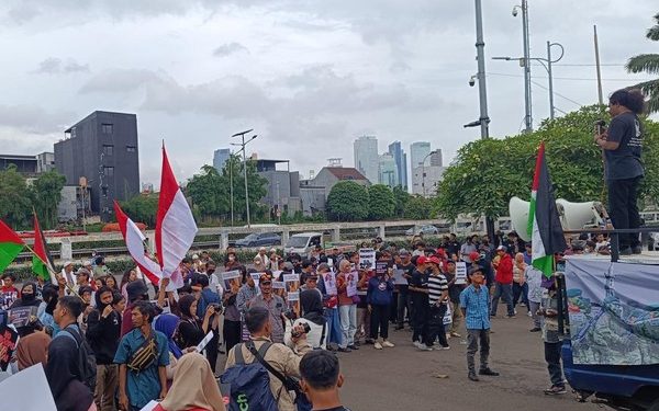 Mahasiswa Kepung DPR, Desak Indonesia Cabut dari Board of Peace, Badan Damai atau Dalang Perang?