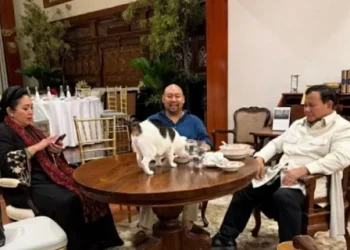 Lebaran Dilingkar Kekuasaan, Prabowo Subianto, Didit Hediprasetyo, dan Titiek Soeharto Satu Meja