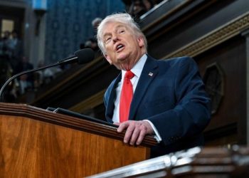 Trump Ancam Serang Pulau Kharg Iran Lagi untuk Bersenang-senang