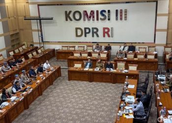Komisi III DPR Rapat Bareng Kapolda Metro hingga Kuasa Hukum Andrie Yunus
