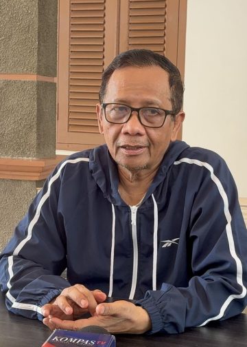 Mahfud MD Ungkap Alasan 4 Prajurit TNI Penyiram Air Keras Andrie Yunus Tetap Diadili Dipengadilan Militer