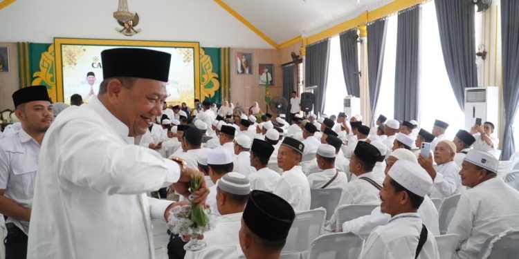 Dibawah Teduh Doa, Syah Afandin Lepas 398 Calon Haji Langkat dengan Pesan Keikhlasan