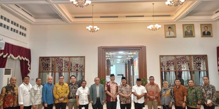 Dari Pasaman Barat ke Pasar Global, Pelabuhan Teluk Tapang Siap Digenjot