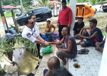 Sekda Doddy San Ismail Tinjau Pencarian Warga Pasbar Terseret Air Bah di Simpang Alahan Mati
