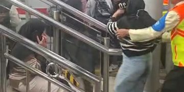 4 Tewas Direl Bekasi, Argo Bromo Anggrek Hantam KRL, Gerbong Wanita Luluh Lantak