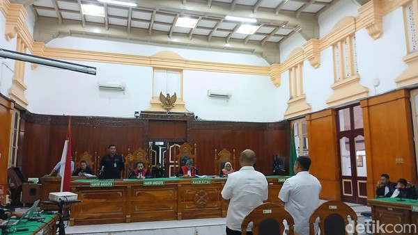Mantan Kadis PUPR Sumut Divonis 5,5 Tahun Penjara Dikasus Korupsi Jalan di Sumut