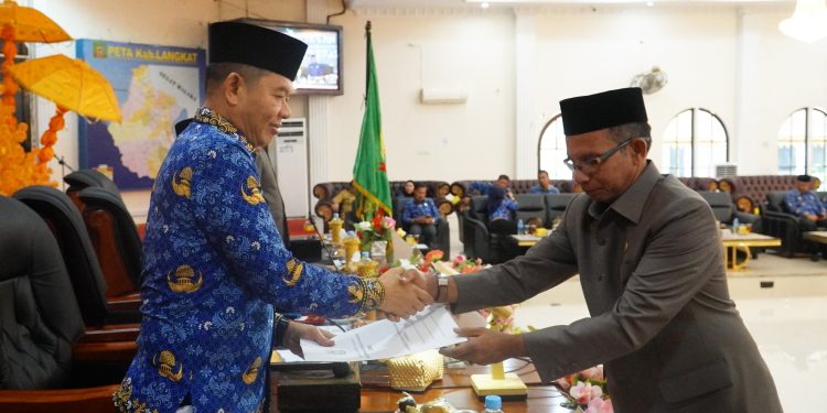 DPRD Setujui Rekomendasi LKPJ 2025, Pemkab Langkat Siap Perkuat Kinerja dan Layanan Publik