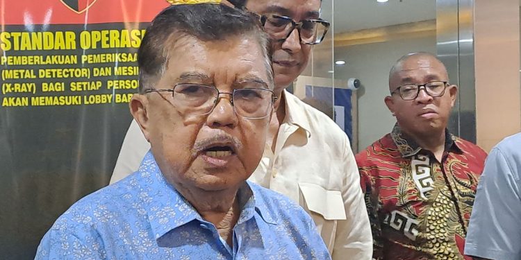 Polri Masih Kumpulkan Bukti Terkait Laporan Jusuf Kalla terhadap Rismon Sianipar