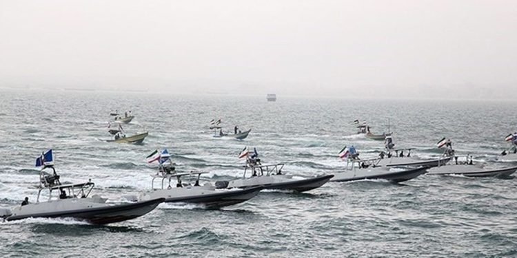 Iran Naik Pitam, Tak Mau Lagi Menahan Diri Usai Tankernya Ditembak AS