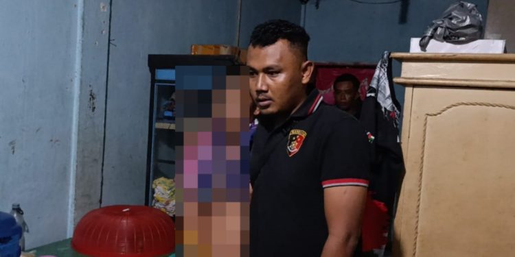 Buron Selama 15 Bulan, Pelaku Pencabulan Terhadap Anak Tiri Diciduk Satreskrim Polres Pasbar di Dharmasraya