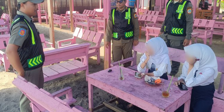 Nongkrong di Warung Pada Jam Pelajaran 9 Pelajar di Pemalang Terciduk Satpol PP