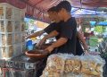 Pedagang di Pemalang Raup Omzet Jutaan Rupiah Dari Pedasnya Tahu Gejrot