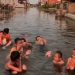 Muncul Kolam Renang Dadakan di Musibah Banjir Rob Pemalang