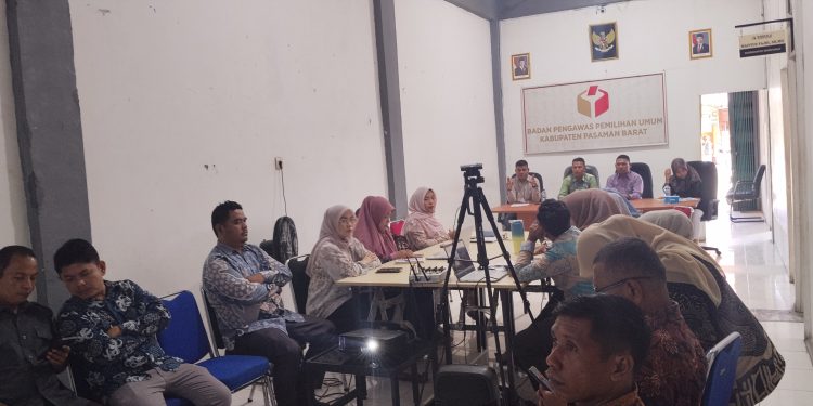 Ketua Bawaslu Pasaman Barat, Wanhar: Kehumasan Berperan Strategis Bangun Kepercayaan Publik