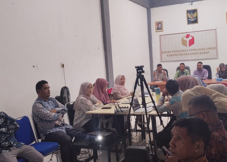 Ketua Bawaslu Pasaman Barat, Wanhar: Kehumasan Berperan Strategis Bangun Kepercayaan Publik