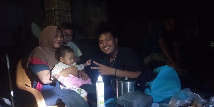 Lumpuh Total! Gangguan Sistem PLN Bikin Sumatera Gelap Gulita, Warga Panik dan Aktivitas Tersendat