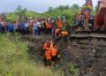 Maut dari Lereng Galian Mabar: Longsor Tengah Malam di Medan Tewaskan Pekerja, Satu Korban Masih Hilang