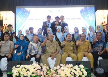 Bupati Syah Afandin Motivasi Lulusan Putra Jaya Jabal Rahmah Raih Mimpi