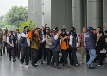 Dilimpahkan, Roy Suryo dan dr Tifa Tiba di Kejari Jaksel