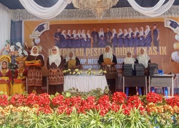SMP Negeri 1 Sinunukan Lakukan Pelepasan Peserta Didik Kelas IX