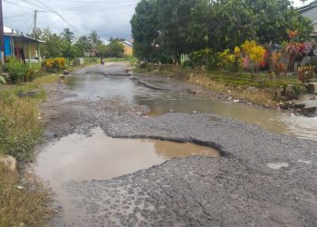 Jalan Poros Seppang Kian Hancur, Warga Sindir Pemerintah Lebih Sibuk Bangun Gedung daripada Perbaiki Jalan