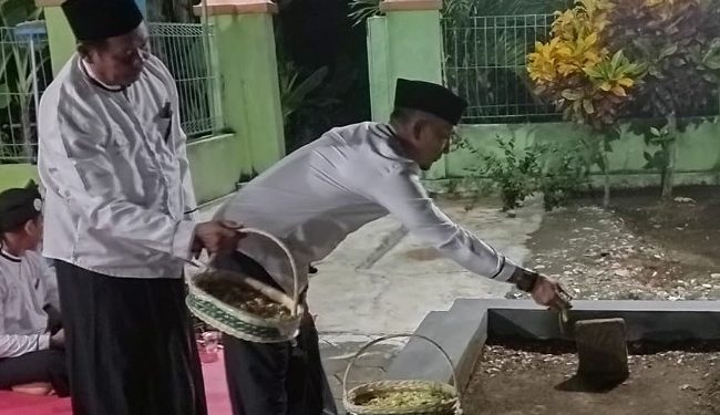 Merajut Kembali Akar Sejarah, Yayasan ABC Nyekar Akbar Tradisi Suronan
