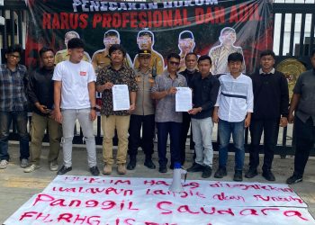 For-Pemda Langkat Kepung Pengadilan Tinggi Sumut, Desak Eks Pj Bupati Faisal Hasrimy Segera Diusut dalam Kasus Korupsi Smart Board Rp29 Miliar